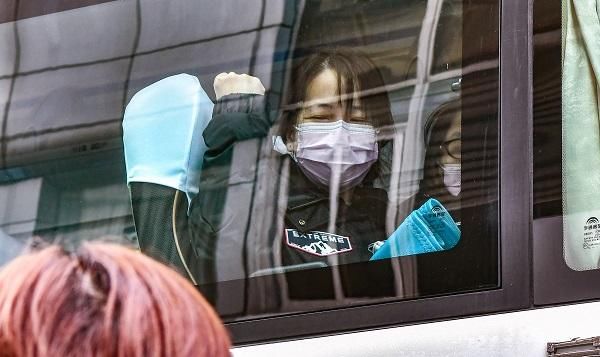  「驰援武汉」吹响集结号 全国近2万名白衣战士紧急驰援！武汉 你