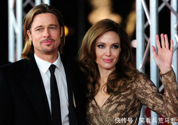 安吉丽娜朱莉终于胖了，宽松T恤都能穿满，穿平底鞋气场还是强