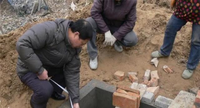 政策补贴农村改造厕所，这是一件好事，为什么有的农民却不满意？