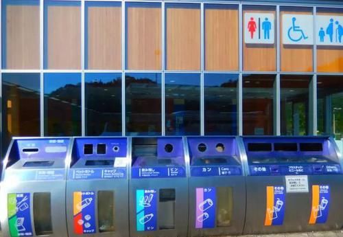  [垃圾分类]垃圾分类，上海凉了？成都咋个整？