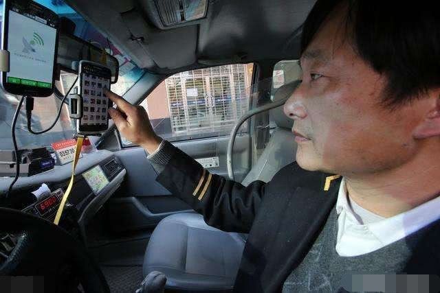 红绿灯有了新调整，取消“读秒数”？老司机：一下扣6分，坑惨了