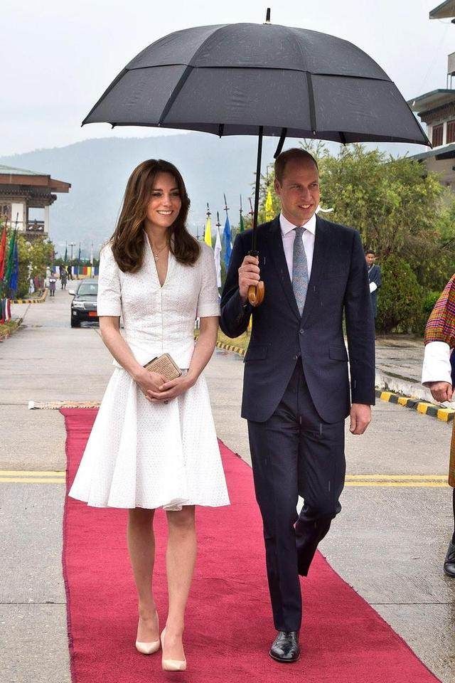 37岁凯特王妃:产后身材性感依旧,最后一张与梅根王妃同框完胜!