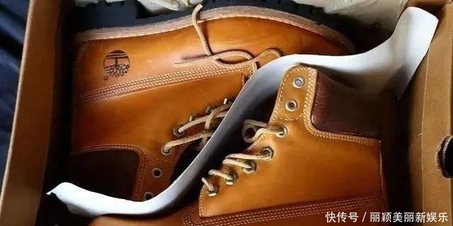  Timberland添柏岚■Timberland大黄靴拆箱，“踢不烂”是一双漂亮又好穿的鞋
