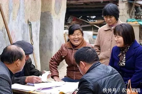  【农民】新农合涨价，在农村“遇冷”，村干部：也不差那点钱就