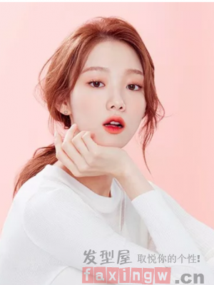 懒人扎发简单更好看 教你简单扎出时尚气质