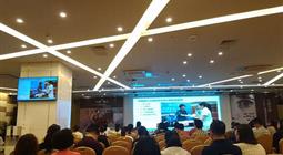 河南眼癌女童事件最新进展 王凤雅爷爷已起诉作家陈岚全回顾