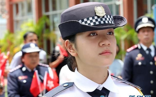 香港升旗队举行“家在中华”升旗礼