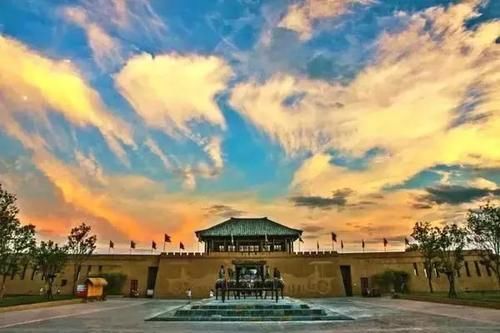 秦岭私藏2条自驾公路，秋季美成天堂，霸占北方最绚烂秋景