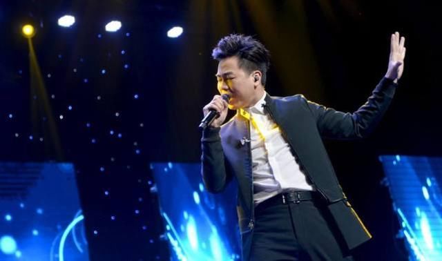 郑爽热恋赛事总监,网友们却恭喜张翰,吃牛肉面到底是什么梗?