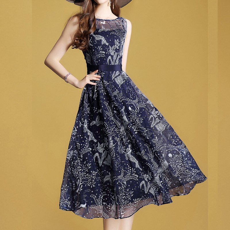 6070女人夏衣咋穿才有魅力?看看这些“深沉系”，神秘优雅令人醉