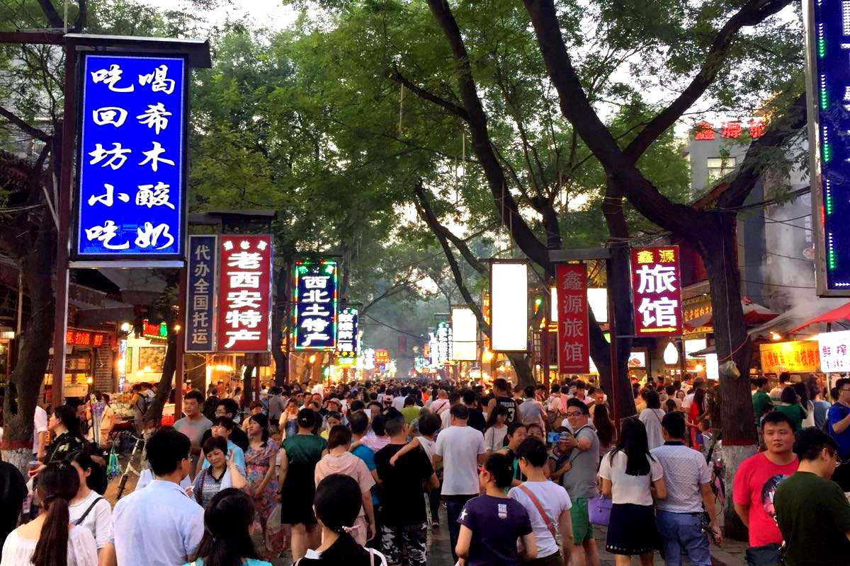 中国最有名的3条街,虽然游客吐槽物价贵,但依然每天人流爆满