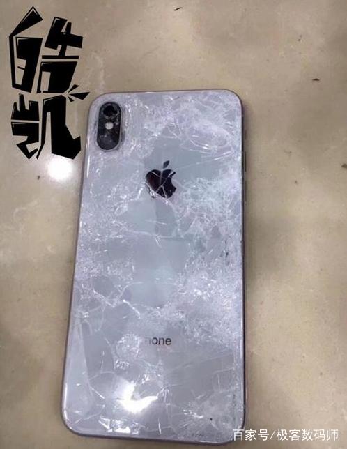 iPhoneX摔得粉碎,最贵屏幕更换出炉,网友:你可