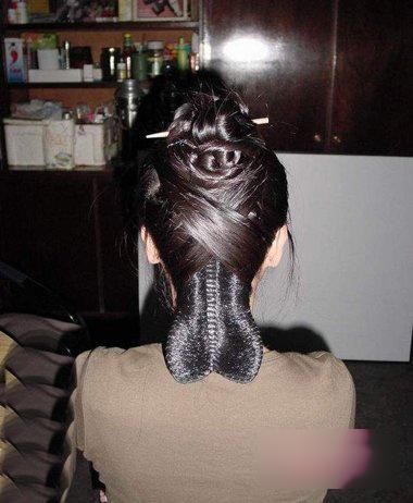 3款古代格格发型梳发图解！