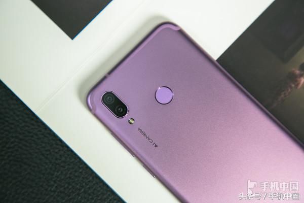 听说吃鸡主播都用它?游戏手机大推荐