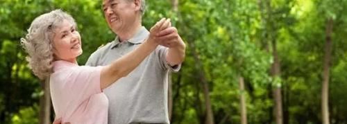  「助于」56岁男子，突发脑溢血，抢救后偏瘫，这东西再好喝也少碰