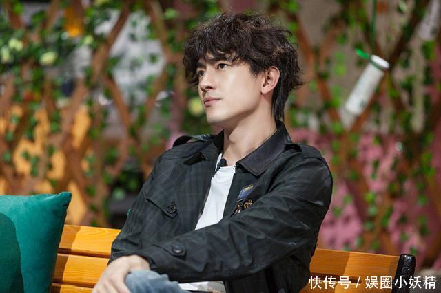 林更新卷发录制综艺节目,网友:帅的一塌糊涂的