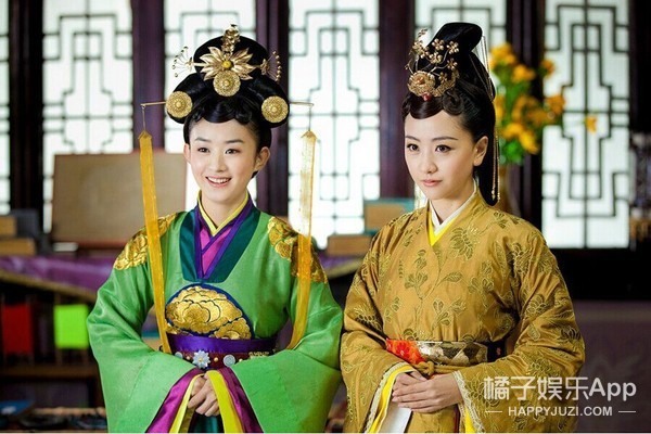 于正说他的服化道是全国第一…你是不是忘了前两年都拍过啥?