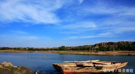 黄河中唯一有人居住的小岛,是母亲河上第一滩,被称为塞外小江南