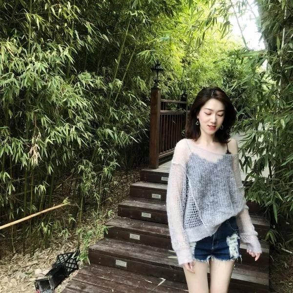 很能打的周慧敏又穿仙女裙，不会老的袁泉用皮衣高级大家一脸！