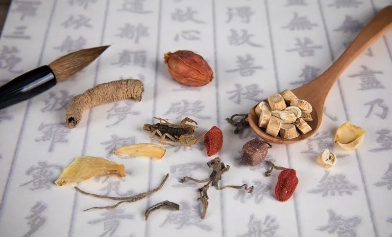 「些食物」冰箱里的肉冻多久就不能吃了?一张表总结得清清楚楚!
