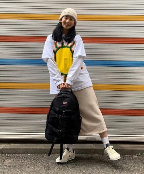  『感十足』小个子一旦拒绝甜美，穿搭可以甜酷得多不好惹？