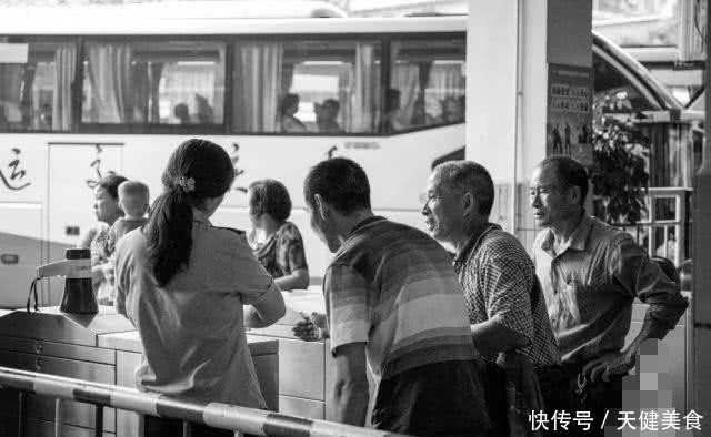  「车站」重庆红旗河沟车站即搬迁，空心圆筒楼和大巴穿楼，是否依然无恙？