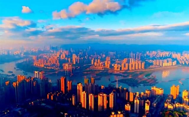 全世界的人均年收入,德国27万,日本23万,而中国