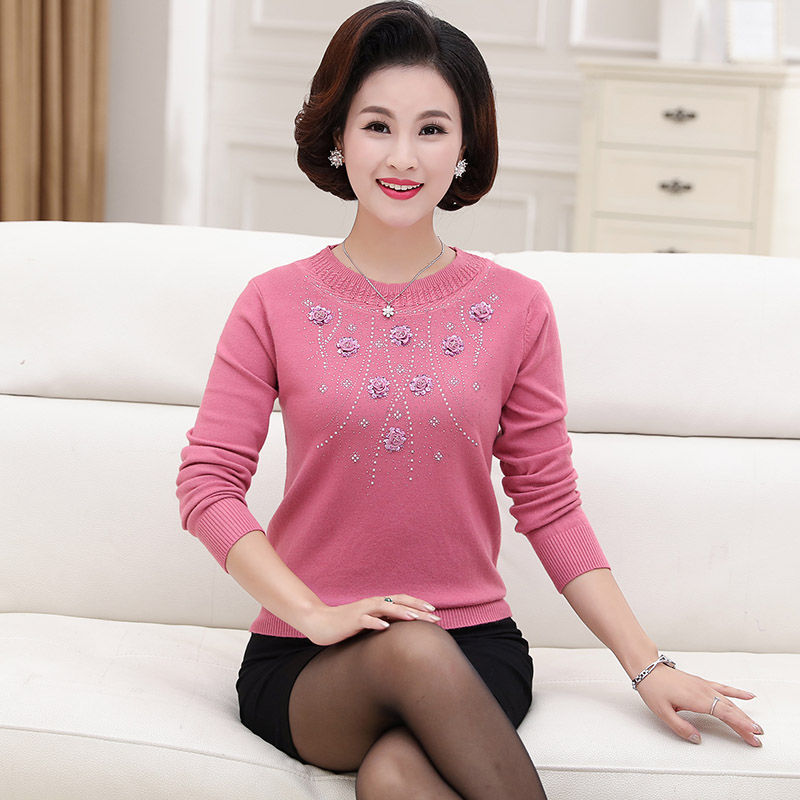 不是妈妈装一成不变，是你还没搭配对，这样穿出门谁见都夸年轻