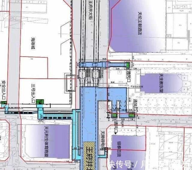  「王府井」北京地铁8号线的王府井北站本名金鱼胡同站，附近已变成步行街