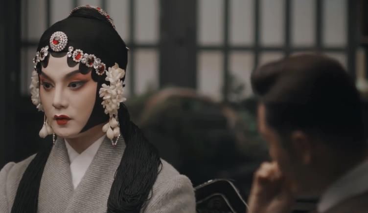 「二奶奶」鬓边:程凤台为何不吃商细蕊给的食物?嫌弃他脏,还是有洁癖?