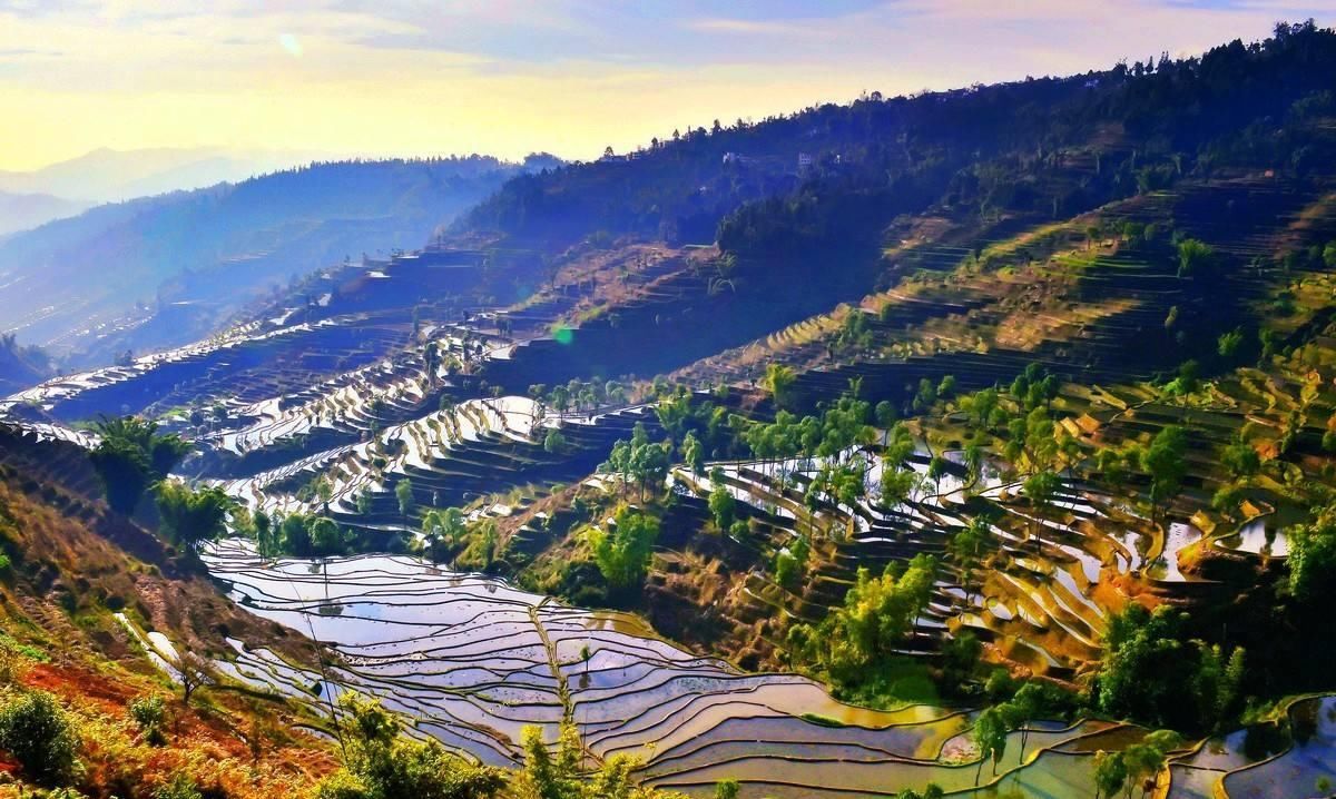 云南红河县位置