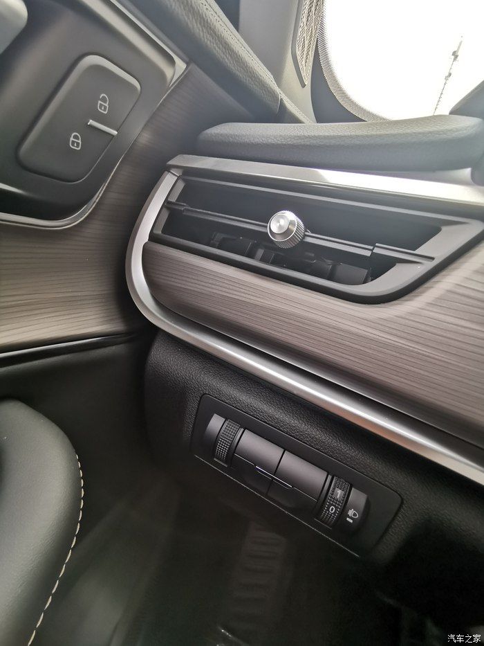 国庆节前的礼物,瑞虎8的提车作业浅谈