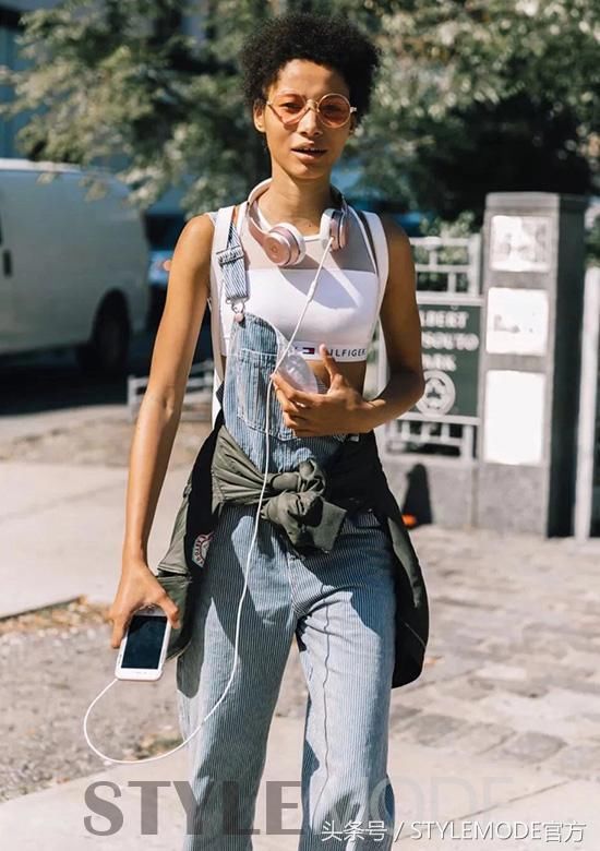 背带裤回潮，除了减龄还似女神！