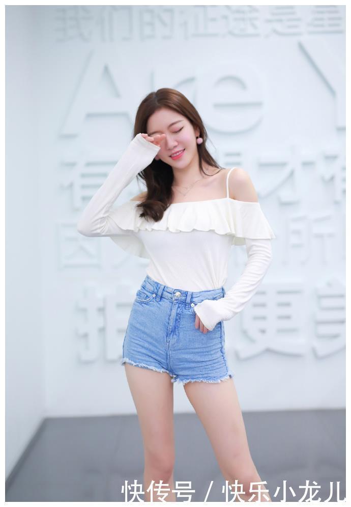  魅力|时尚穿搭：简单的短裤，也会让你很有魅力