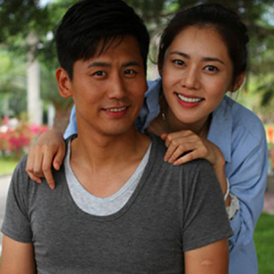 娶洋媳妇的6位男明星:撒贝宁老婆最白,最后一