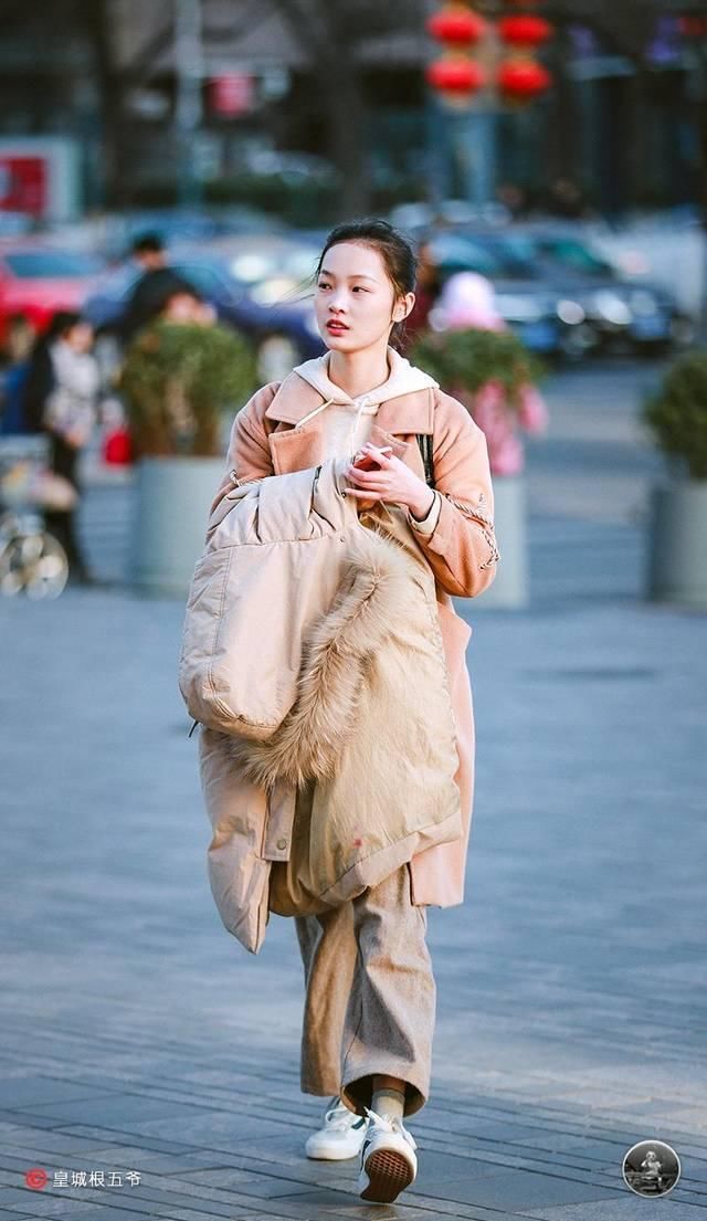  『要让自己』街拍普通的女孩子，原来也可以拥有这样美丽的时髦感觉