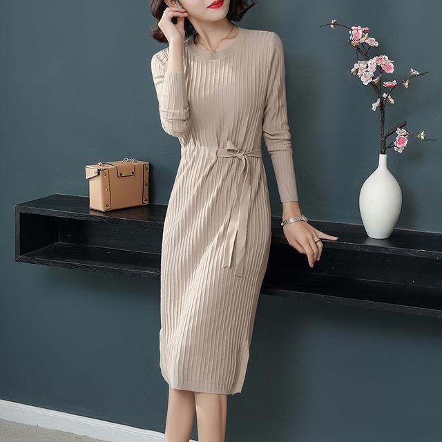 土如村姑的妈妈，穿新款秋裙，竟那么洋气美嫩，全家差点认不出了