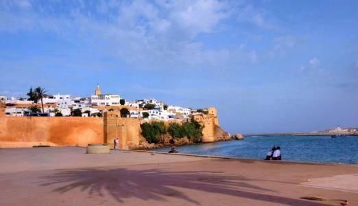 对中国免签后游客暴增，多部电影的取景地，这袖珍小国你去过吗！