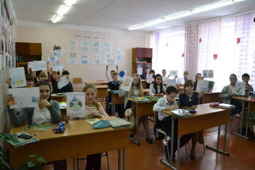 这座俄罗斯美女城，曾是中国边陲重镇，今与我国边境相隔30公里