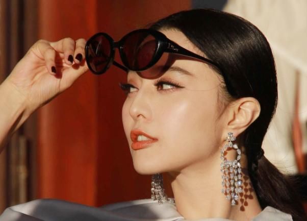 马蓉再次手撕范冰冰，爆出多条猛料，是为了转移网友视线？