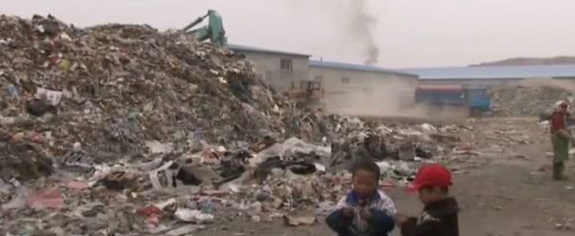 逼疯上海人的“垃圾分类”背后，藏着14亿中国人不知道的残忍真相