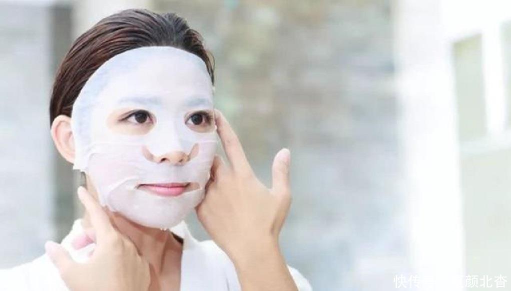 白淡斑■巧用白糖加“它”敷脸,不出半个月美白淡斑又亮肤,比面膜都好用