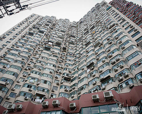 头顶上的安全 | “空调外机密集第一楼”，谁也不知道，它什么时