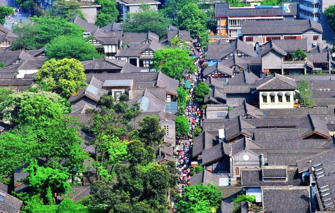 为何以前常去旅游的人, 现在都不怎么出门了? 现实原因真挺扎心!