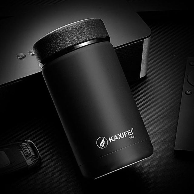 好心提醒!秋天记得多喝水，今秋新款“万向杯”上架，隔热又实用