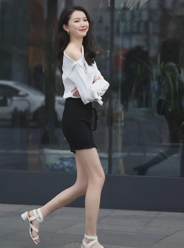  『让人心动』比起高跟鞋，“片片鞋”几乎和地面融为一体，却更加舒服也显高！