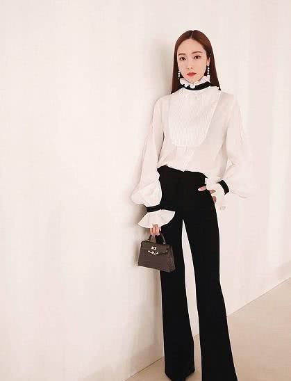  「感觉」女明星们是怎么穿白衬衫的？照着穿，保证会让你重新爱上衬衫！