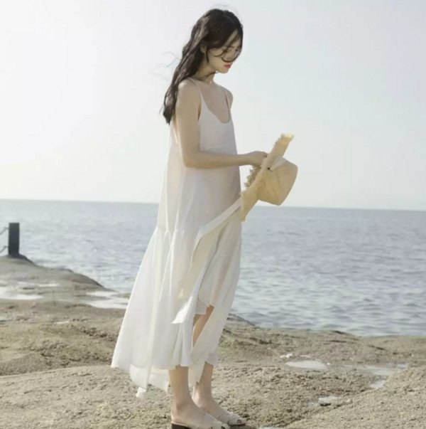 初秋必备的海盐气味女装店，穿出不一样的清新与自然感