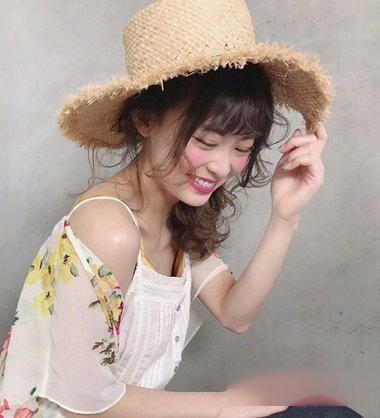 12款炎夏街拍的是清爽扎发头型！