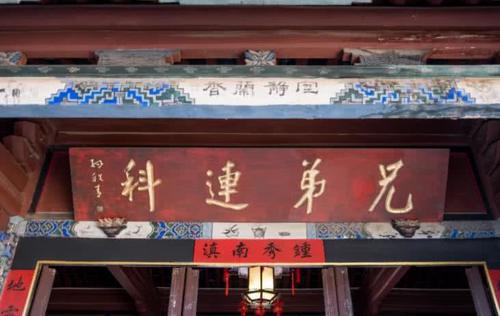 这个地方堪称现代版的“大观园”，三十年打造而成，现无人问津！